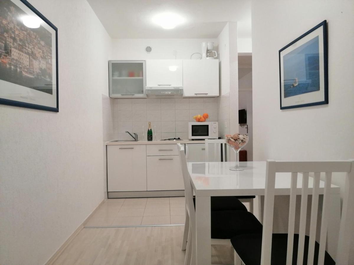 Apartment Aria Baška Voda Kültér fotó